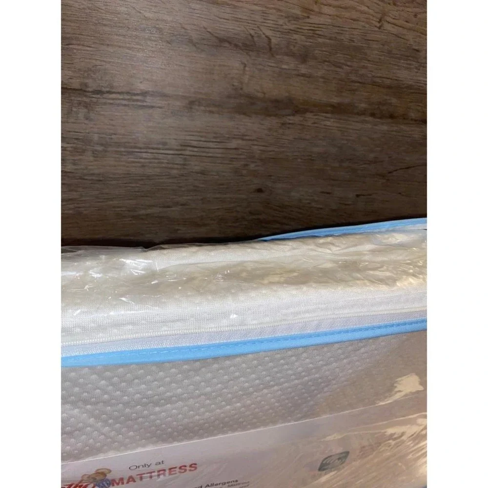 Ortho Mattress‎ Ultimate Mattress Protector, Twin, RETAIL: $139.99